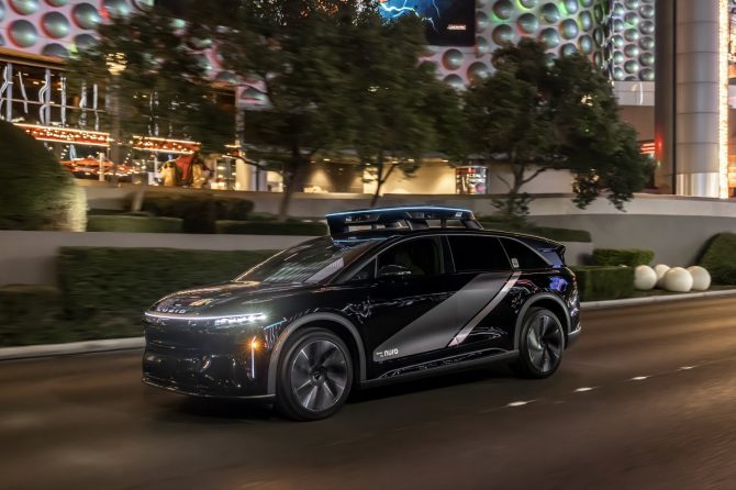 Nuro Lands Driverless Permit in California Ahead of Uber Robotaxi Rollout